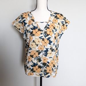 🔴 White green yellow and orange tropical floral v-neck short sleeve top size M